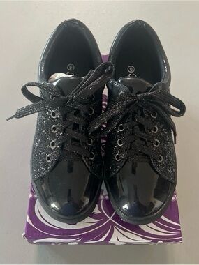 Women’s Black Glitter & Patent Lace-Up Sneakers Shoes Size 6